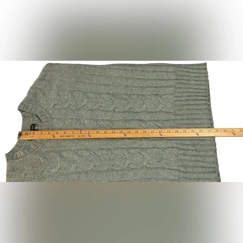Banana Republic Women’s Soft Cable Knit Sweater